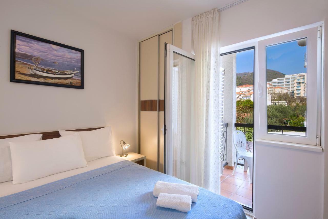 Apartment Ivanovic Family Bečići 外观 照片